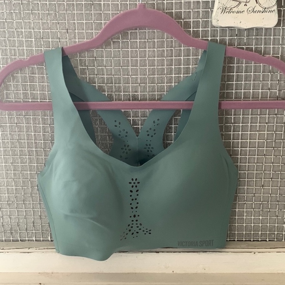 Victoria's Secret Sport Bra in Teal